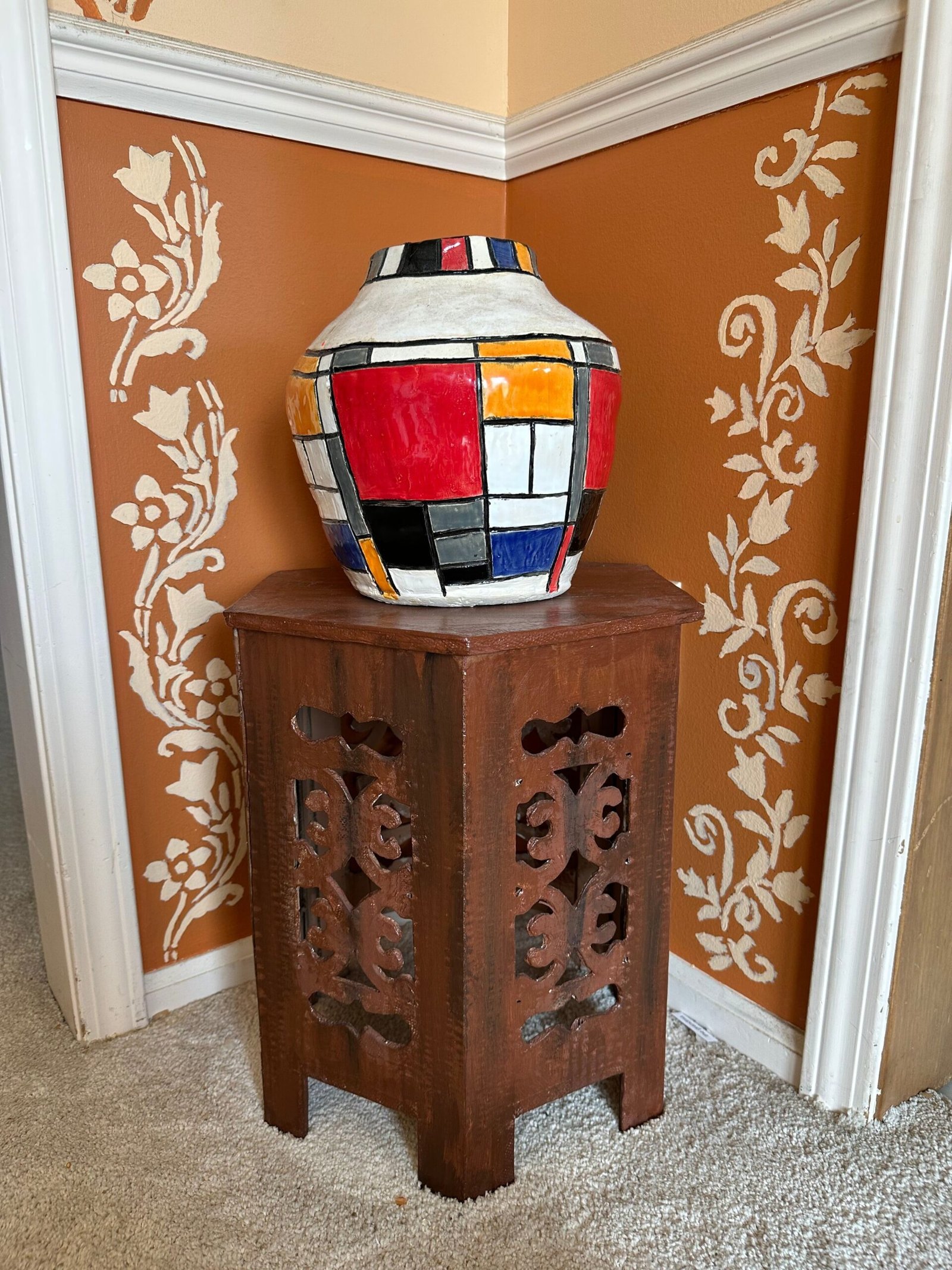 Read more about the article The Art of Structural Lace: A Carved Faux Wood Side Table