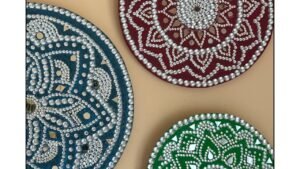 Read more about the article From Waste Cardboard Circle to Stunning Mandala Wall Art!